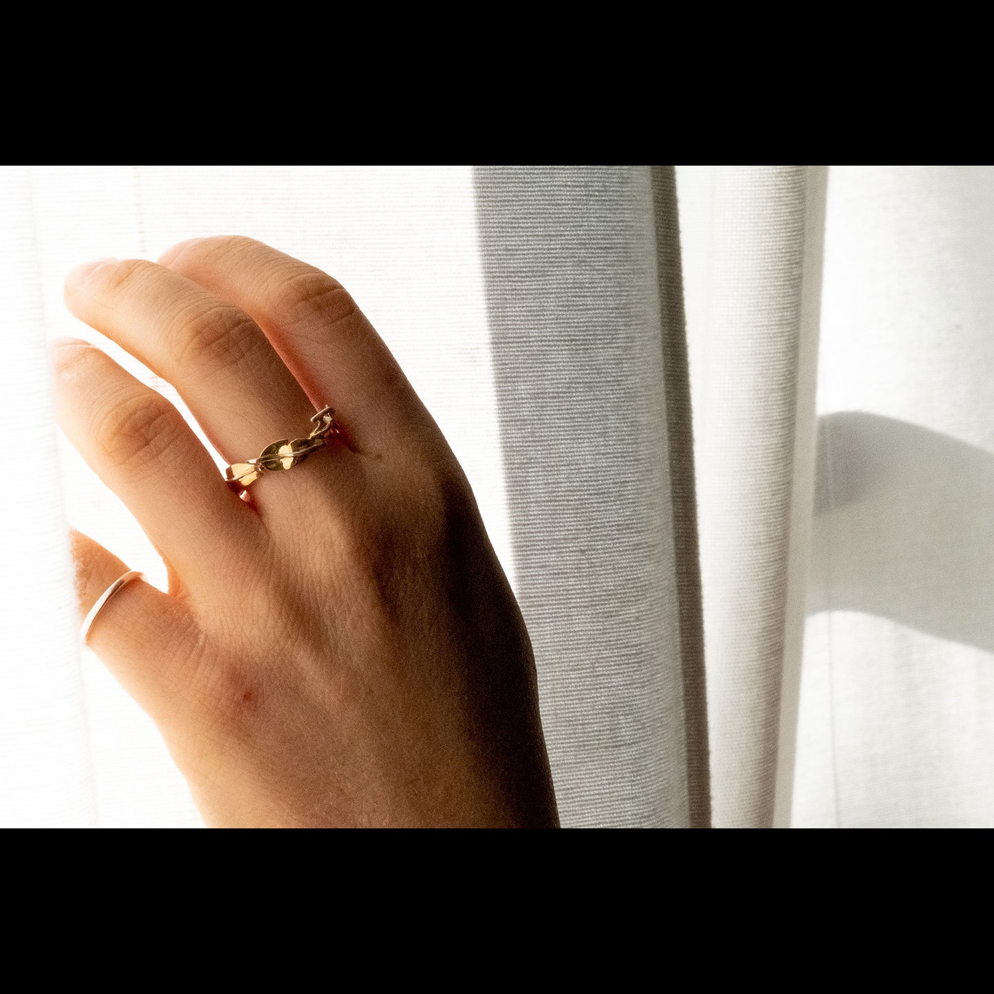 Laurel Leaves Ring